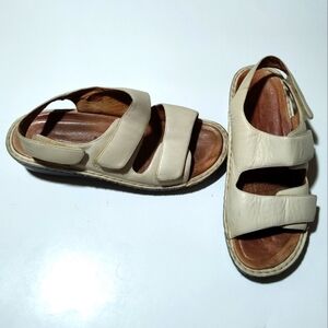 VOLKS WALKERS Cream Beige Leather Walking Sandal 39 9